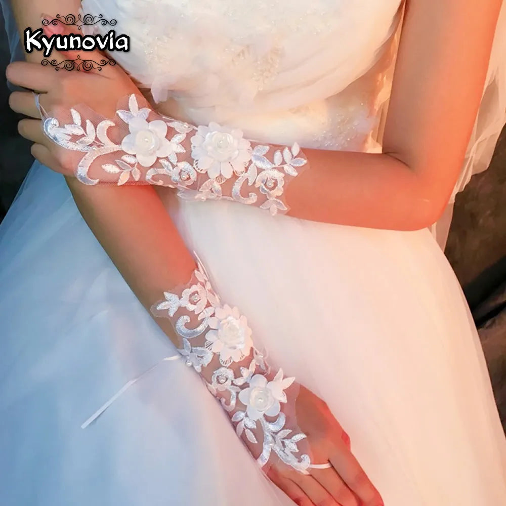 Kyunovia Best Wedding White Short Party Gloves Fingerless Elegant Pearls Evening