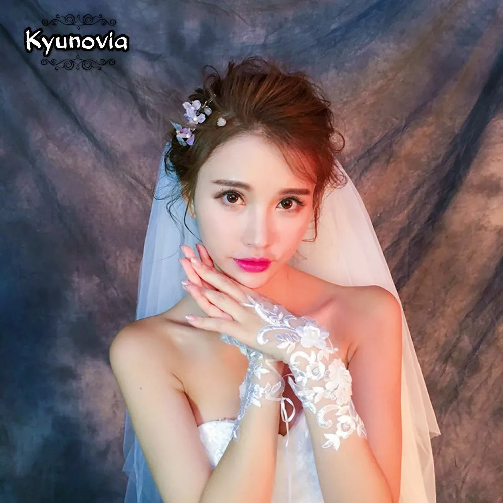 Kyunovia Best Wedding White Short Party Gloves Fingerless Elegant Pearls Evening